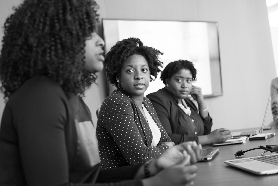 Testing Bias: How to Measure and Reduce Socio-linguistic Disparities in AI